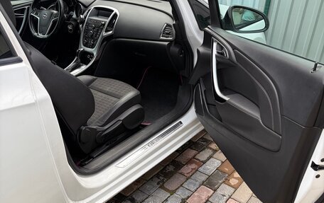 Opel Astra J, 2013 год, 780 000 рублей, 5 фотография