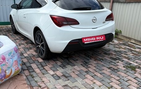 Opel Astra J, 2013 год, 780 000 рублей, 3 фотография