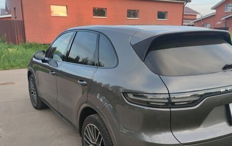 Porsche Cayenne III, 2018 год, 6 500 000 рублей, 2 фотография