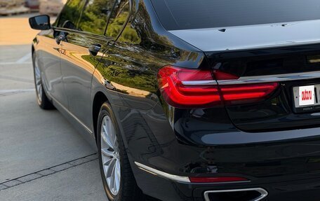 BMW 7 серия, 2017 год, 2 390 000 рублей, 21 фотография