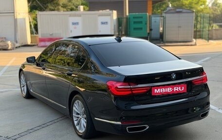 BMW 7 серия, 2017 год, 2 390 000 рублей, 24 фотография
