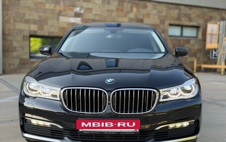 BMW 7 серия, 2017 год, 2 390 000 рублей, 31 фотография