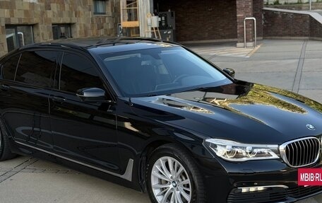 BMW 7 серия, 2017 год, 2 390 000 рублей, 32 фотография