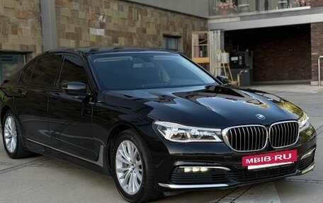 BMW 7 серия, 2017 год, 2 390 000 рублей, 33 фотография