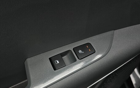 KIA Niro, 2022 год, 2 030 000 рублей, 24 фотография