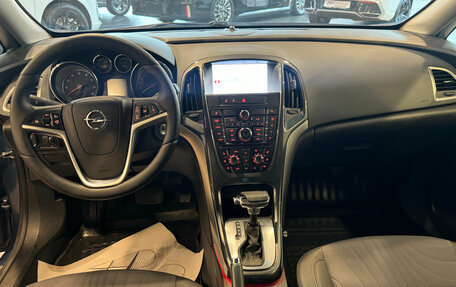 Opel Astra J, 2013 год, 770 000 рублей, 13 фотография