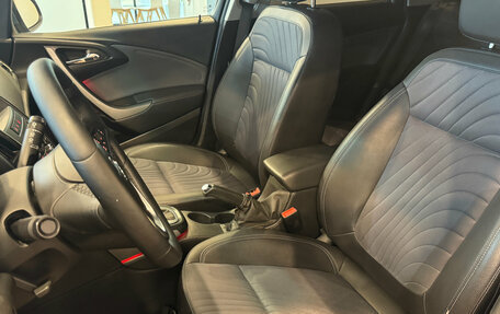 Opel Astra J, 2013 год, 770 000 рублей, 8 фотография