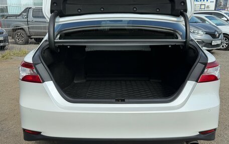 Toyota Camry, 2018 год, 2 150 000 рублей, 12 фотография