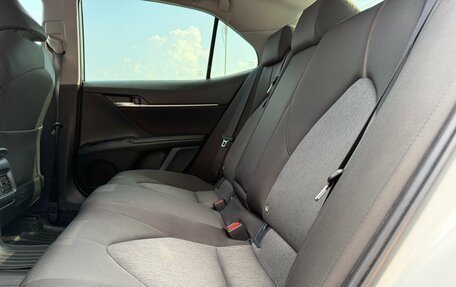 Toyota Camry, 2018 год, 2 150 000 рублей, 23 фотография