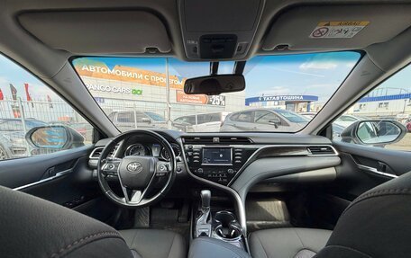 Toyota Camry, 2018 год, 2 150 000 рублей, 27 фотография