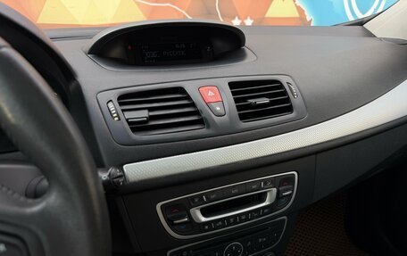 Renault Megane III, 2011 год, 600 000 рублей, 17 фотография