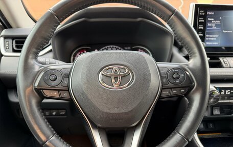 Toyota RAV4, 2021 год, 3 470 000 рублей, 18 фотография