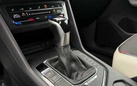 Volkswagen Tiguan II, 2021 год, 2 999 000 рублей, 19 фотография