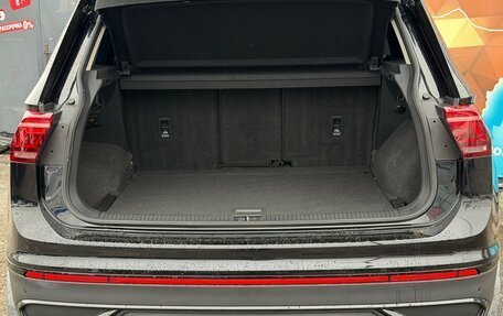 Volkswagen Tiguan II, 2021 год, 2 999 000 рублей, 14 фотография