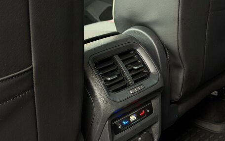 Volkswagen Tiguan II, 2021 год, 2 999 000 рублей, 23 фотография