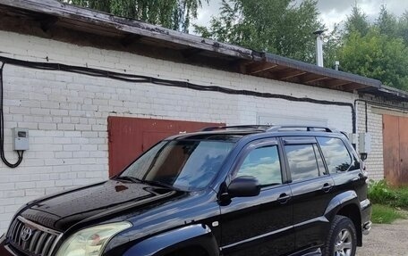 Toyota Land Cruiser Prado 120 рестайлинг, 2008 год, 1 750 000 рублей, 1 фотография