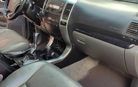 Toyota Land Cruiser Prado 120 рестайлинг, 2008 год, 1 750 000 рублей, 7 фотография