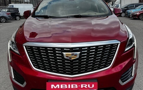 Cadillac XT5 I рестайлинг, 2020 год, 3 100 000 рублей, 2 фотография