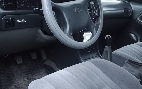 Hyundai Sonata III рестайлинг, 1997 год, 300 000 рублей, 2 фотография