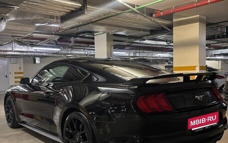 Ford Mustang VI рестайлинг, 2018 год, 3 250 000 рублей, 4 фотография