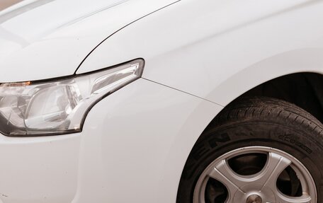 Mitsubishi Outlander III рестайлинг 3, 2013 год, 1 130 000 рублей, 5 фотография
