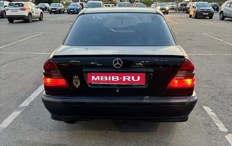 Mercedes-Benz C-Класс, 1997 год, 240 000 рублей, 3 фотография