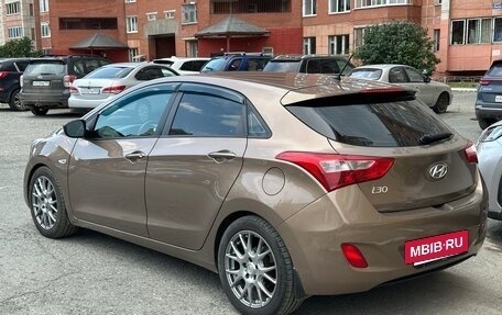 Hyundai i30 II рестайлинг, 2013 год, 1 050 000 рублей, 3 фотография