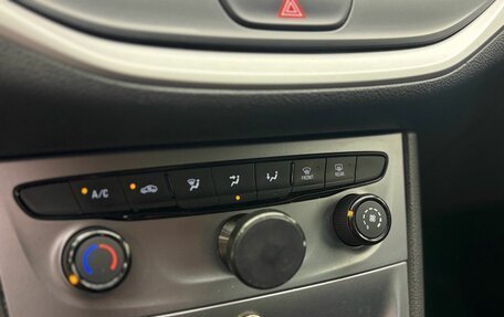 Opel Astra K, 2017 год, 999 900 рублей, 12 фотография