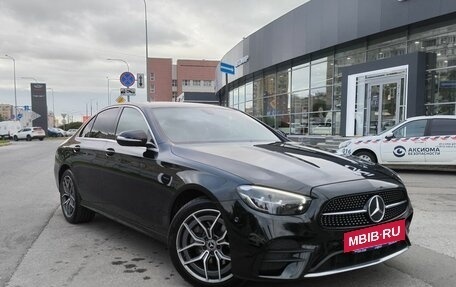 Mercedes-Benz E-Класс, 2021 год, 3 385 000 рублей, 3 фотография