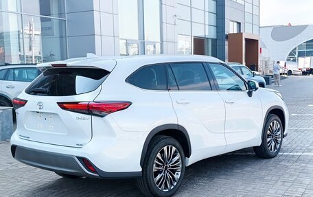 Toyota Highlander, 2026 год, 5 490 000 рублей, 5 фотография