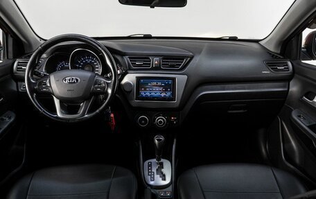 KIA Rio III рестайлинг, 2014 год, 899 000 рублей, 17 фотография