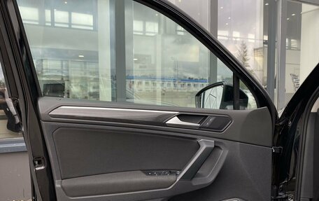 Volkswagen Tiguan II, 2020 год, 3 029 000 рублей, 20 фотография