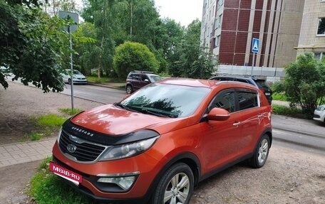 KIA Sportage III, 2011 год, 690 000 рублей, 2 фотография