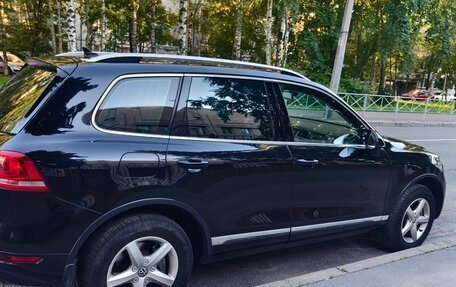 Volkswagen Touareg III, 2011 год, 1 500 000 рублей, 8 фотография
