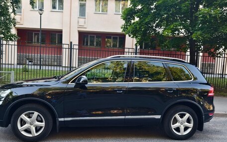 Volkswagen Touareg III, 2011 год, 1 500 000 рублей, 10 фотография