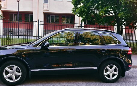 Volkswagen Touareg III, 2011 год, 1 500 000 рублей, 11 фотография