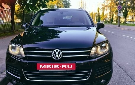 Volkswagen Touareg III, 2011 год, 1 500 000 рублей, 12 фотография