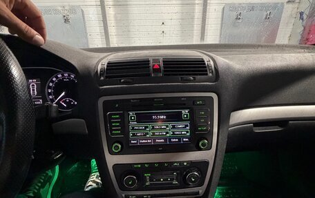 Skoda Octavia, 2011 год, 890 000 рублей, 19 фотография