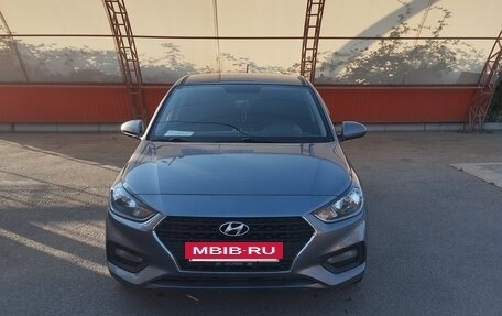 Hyundai Solaris II рестайлинг, 2017 год, 1 050 000 рублей, 3 фотография