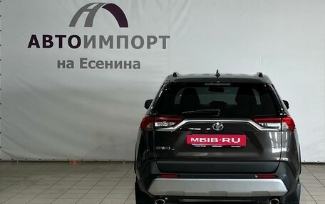 Toyota RAV4, 2020 год, 3 025 000 рублей, 5 фотография