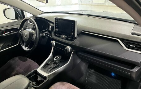 Toyota RAV4, 2020 год, 3 025 000 рублей, 15 фотография