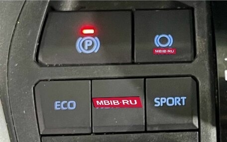 Toyota RAV4, 2020 год, 3 025 000 рублей, 26 фотография