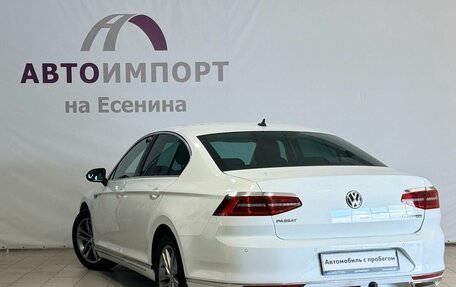 Volkswagen Passat B8 рестайлинг, 2017 год, 1 490 000 рублей, 4 фотография