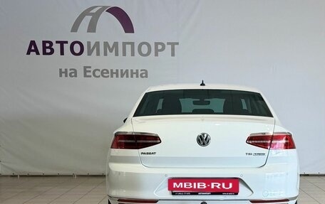 Volkswagen Passat B8 рестайлинг, 2017 год, 1 490 000 рублей, 5 фотография