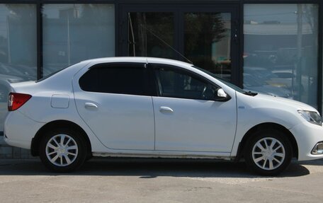 Renault Logan II, 2016 год, 750 000 рублей, 4 фотография