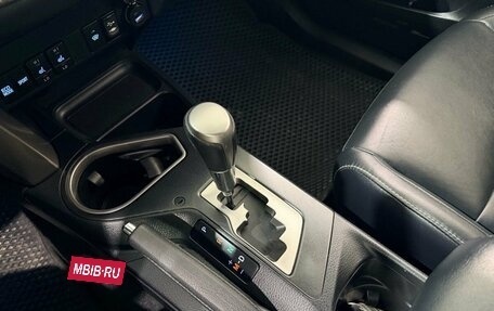 Toyota RAV4, 2019 год, 2 450 000 рублей, 28 фотография