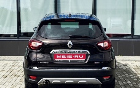 Renault Kaptur I рестайлинг, 2017 год, 1 789 000 рублей, 4 фотография