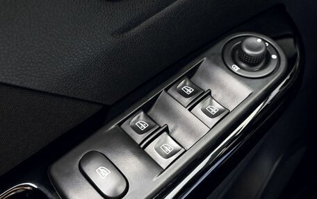Renault Kaptur I рестайлинг, 2017 год, 1 789 000 рублей, 11 фотография