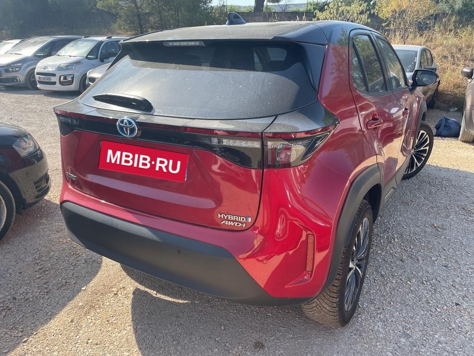 Toyota Yaris Cross, 2022 год, 1 450 000 рублей, 2 фотография
