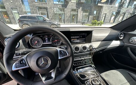 Mercedes-Benz E-Класс, 2016 год, 3 099 000 рублей, 6 фотография